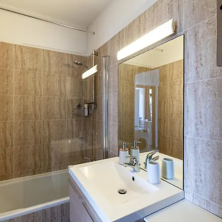 Appartement Le Tino Rossi *